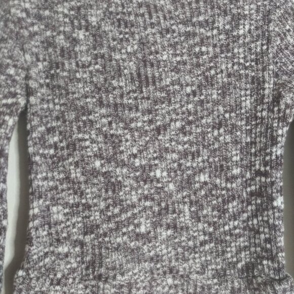 Threads 4 Thought Marled Women’s Knit Sweater with White Lace Hem – Size: Small - Picture 9 of 9